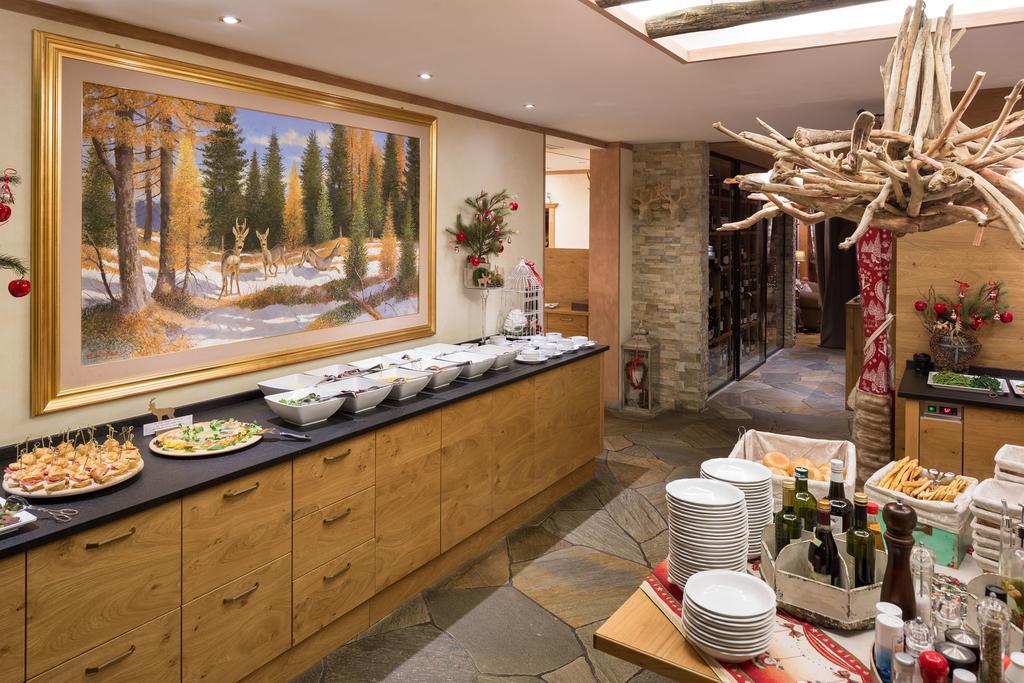Hotel Somont Selva di Val Gardena Exterior foto