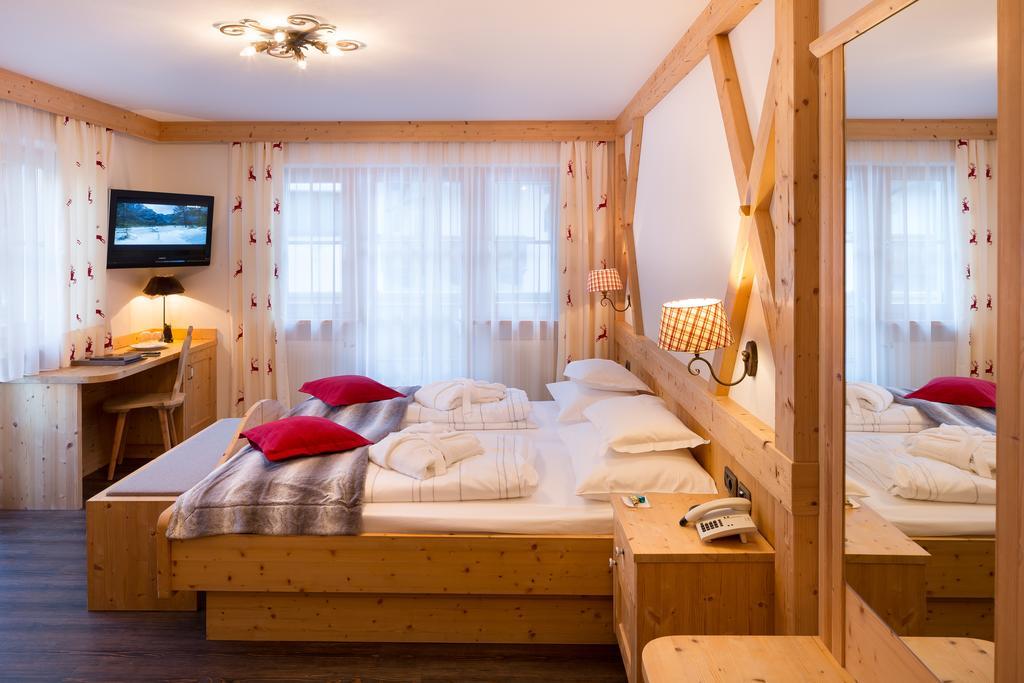 Hotel Somont Selva di Val Gardena Exterior foto