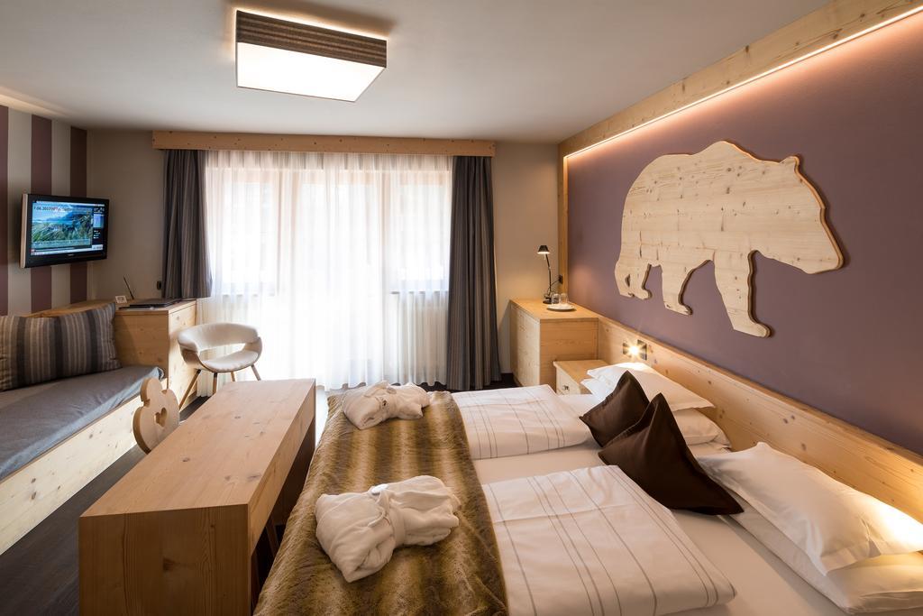 Hotel Somont Selva di Val Gardena Exterior foto