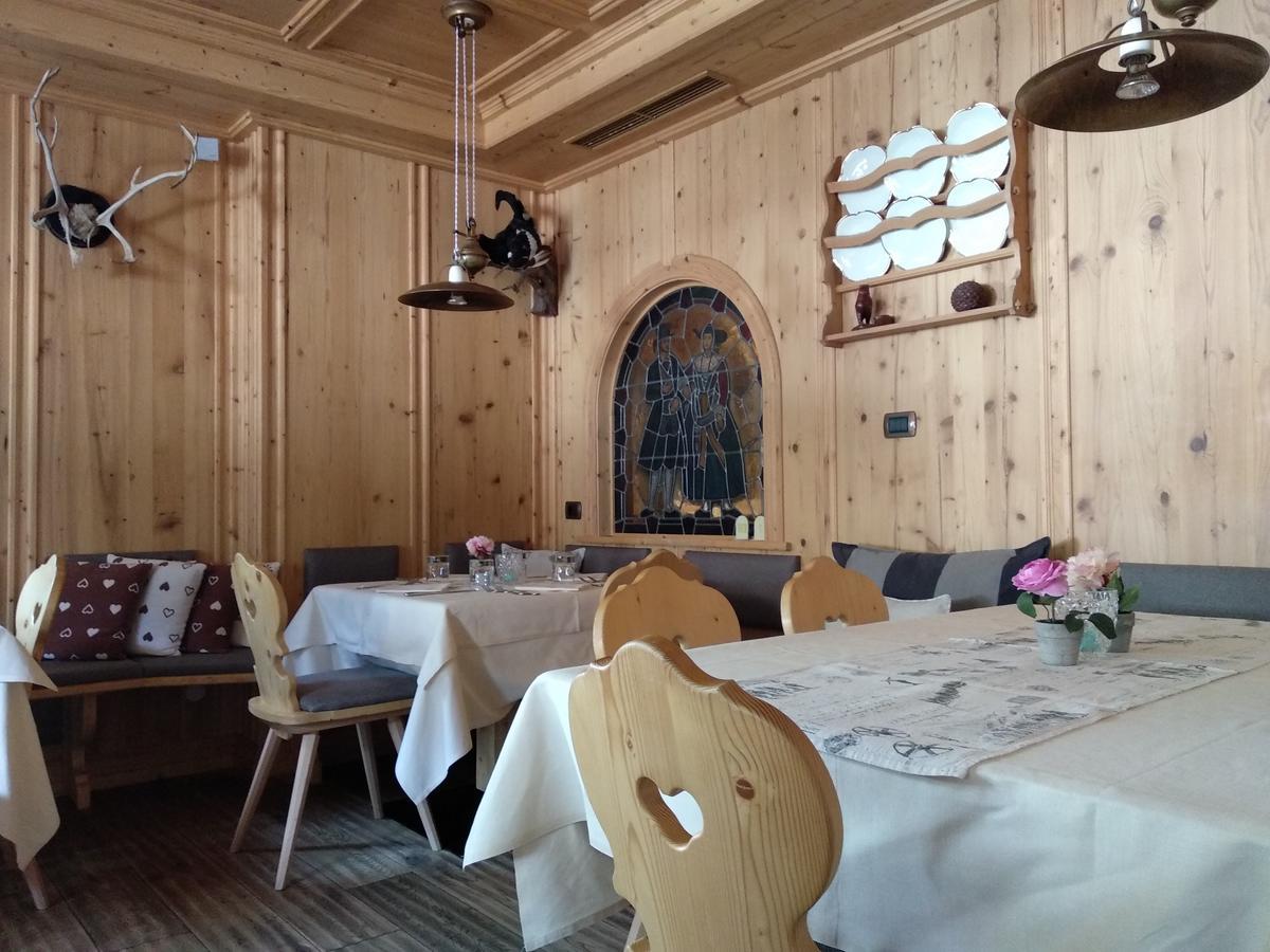 Hotel Somont Selva di Val Gardena Exterior foto